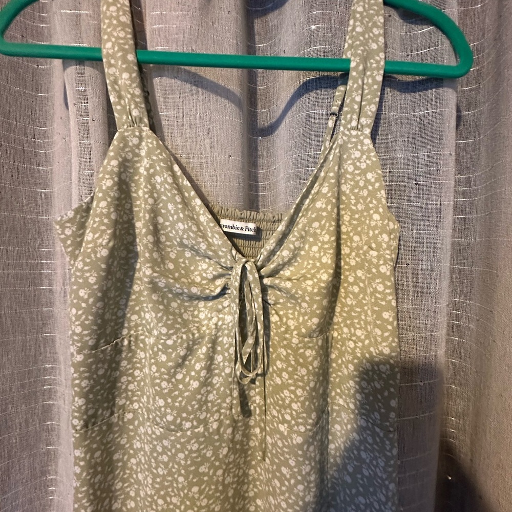 EUC Abercrombie mid length sundress